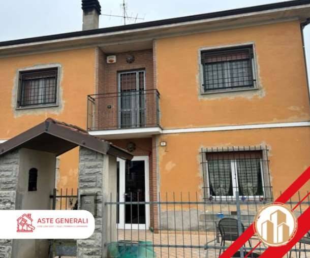 casa indipendente in vendita a Finale Emilia in zona Massa Finalese