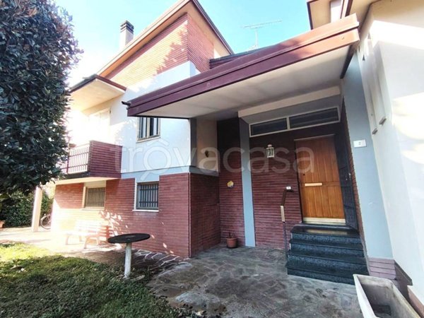 casa indipendente in vendita a Finale Emilia in zona Massa Finalese