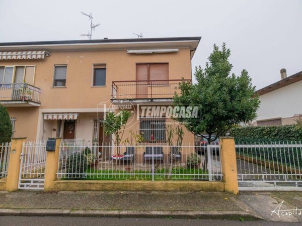 casa indipendente in vendita a Finale Emilia