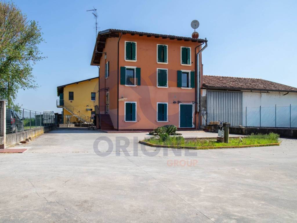 appartamento in vendita a Finale Emilia