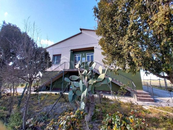 casa indipendente in vendita a Finale Emilia