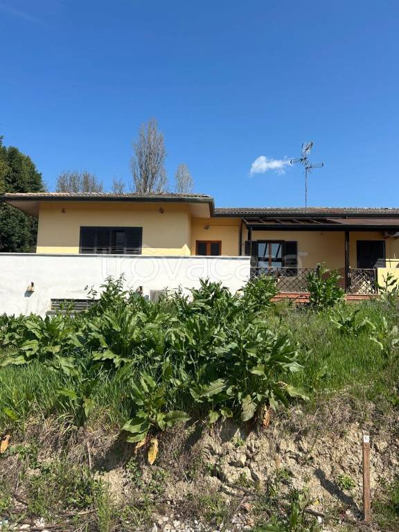 casa indipendente in vendita a Finale Emilia in zona Massa Finalese