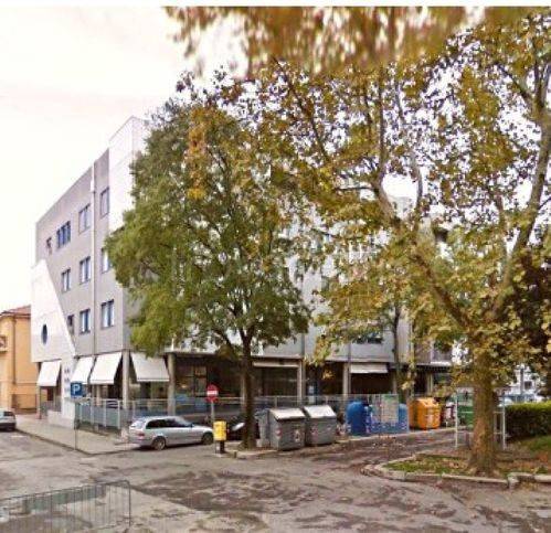 negozio in vendita a Finale Emilia