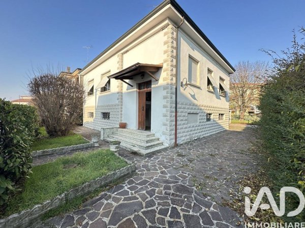casa indipendente in vendita a Finale Emilia