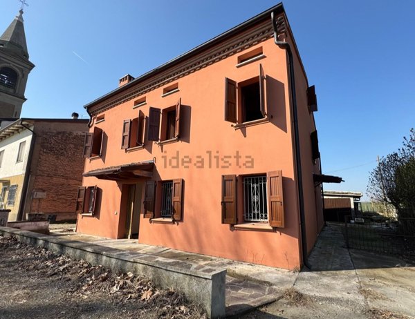 casa indipendente in vendita a Finale Emilia in zona Canaletto