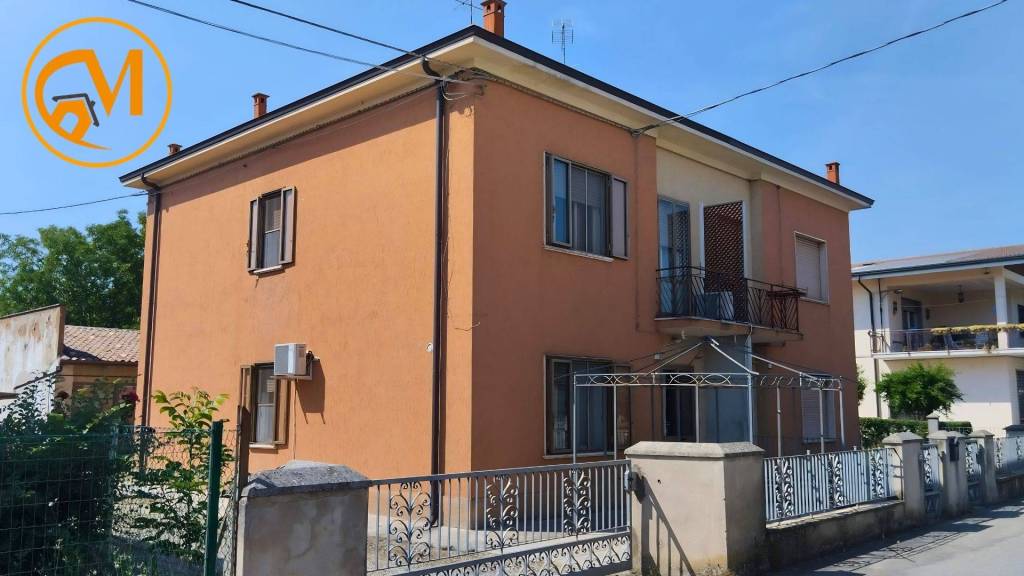 casa indipendente in vendita a Finale Emilia