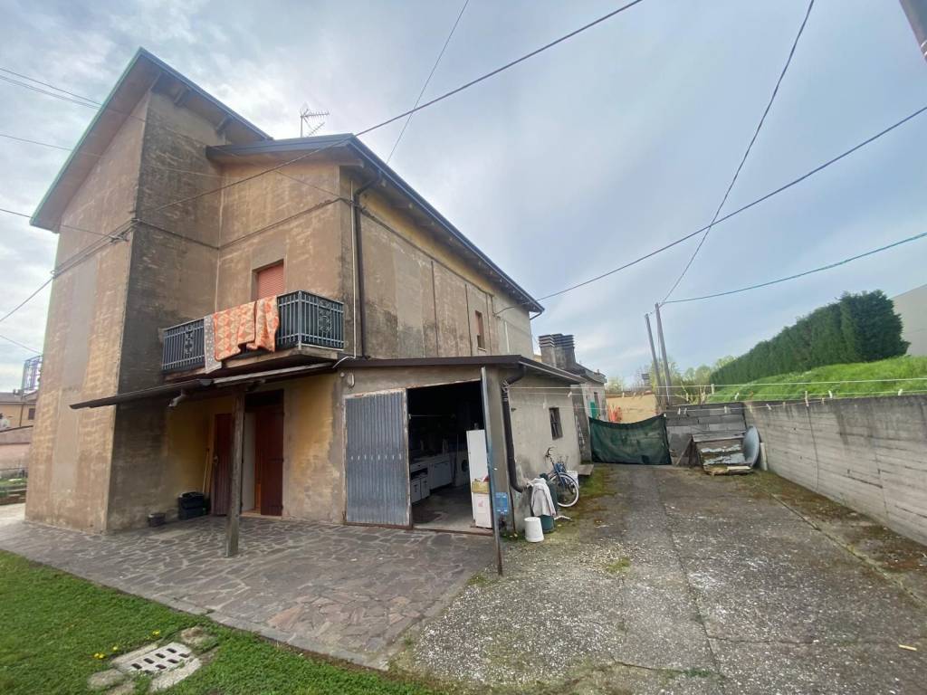 casa indipendente in vendita a Finale Emilia