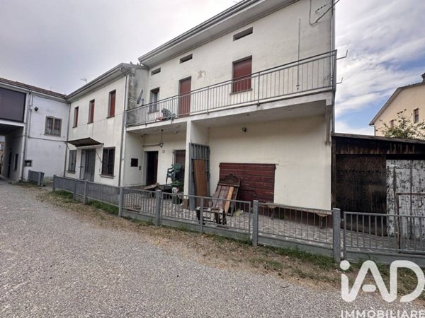 casa indipendente in vendita a Finale Emilia in zona Massa Finalese