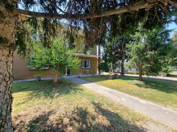 casa indipendente in vendita a Finale Emilia