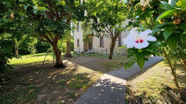 casa indipendente in vendita a Finale Emilia
