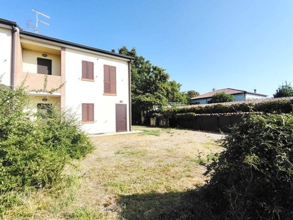 casa indipendente in vendita a Finale Emilia