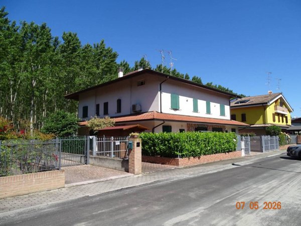 casa indipendente in vendita a Finale Emilia