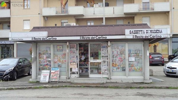 negozio in vendita a Fiorano Modenese in zona Spezzano