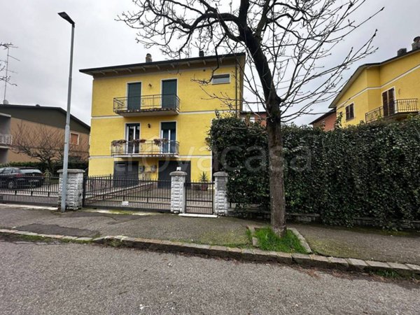 casa indipendente in vendita a Fiorano Modenese in zona Spezzano