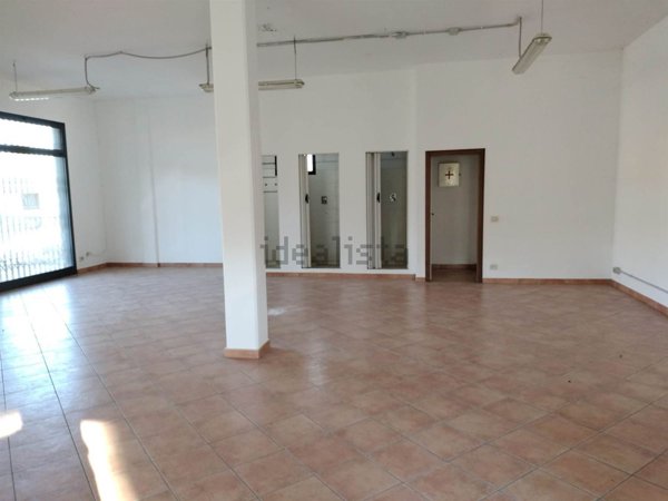 negozio in vendita a Fiorano Modenese