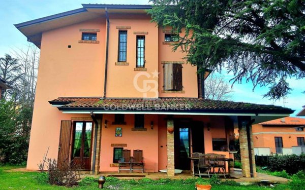 casa indipendente in vendita a Fiorano Modenese in zona Spezzano
