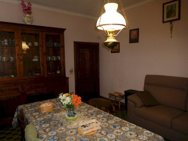 casale in vendita a Fiorano Modenese in zona Ubersetto