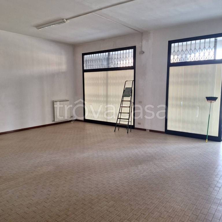 negozio in vendita a Fiorano Modenese