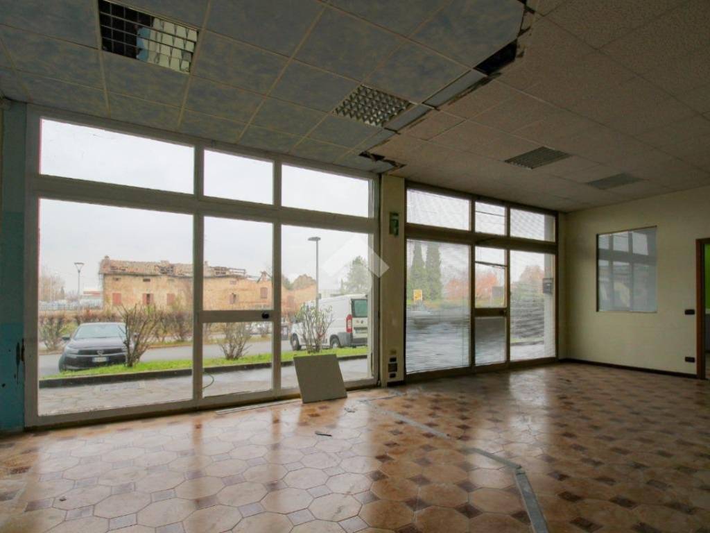 negozio in vendita a Fiorano Modenese