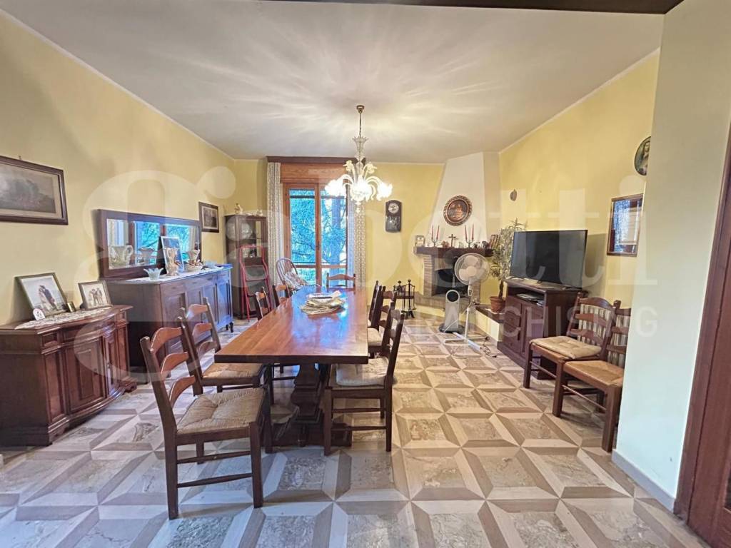 casa indipendente in vendita a Fiorano Modenese in zona Spezzano