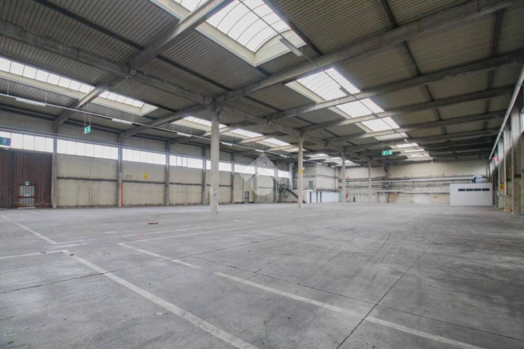 capannone in vendita a Fiorano Modenese