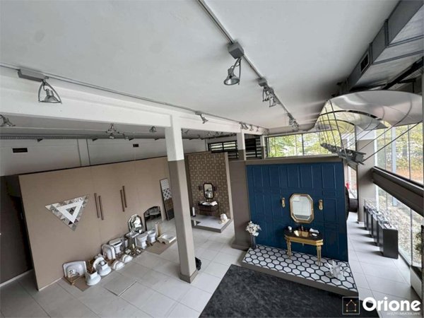 capannone in vendita a Fiorano Modenese