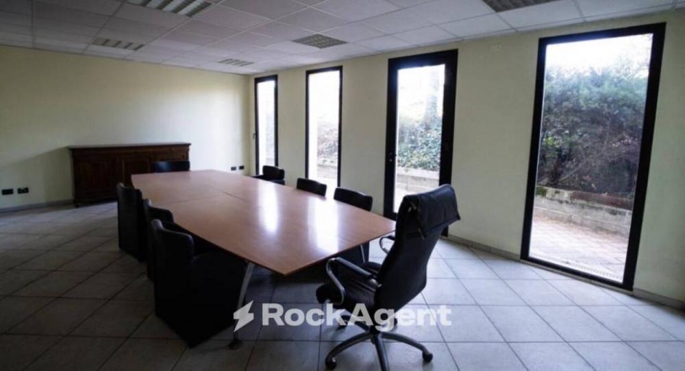 locale commerciale in vendita a Fiorano Modenese