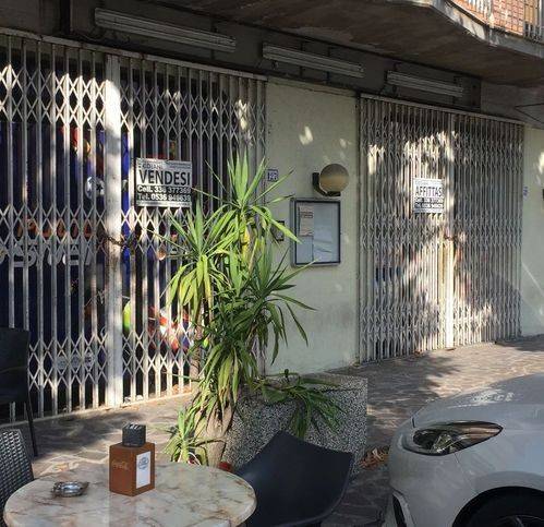 negozio in vendita a Fiorano Modenese in zona Spezzano