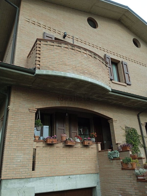 casa indipendente in vendita a Fiorano Modenese in zona Spezzano