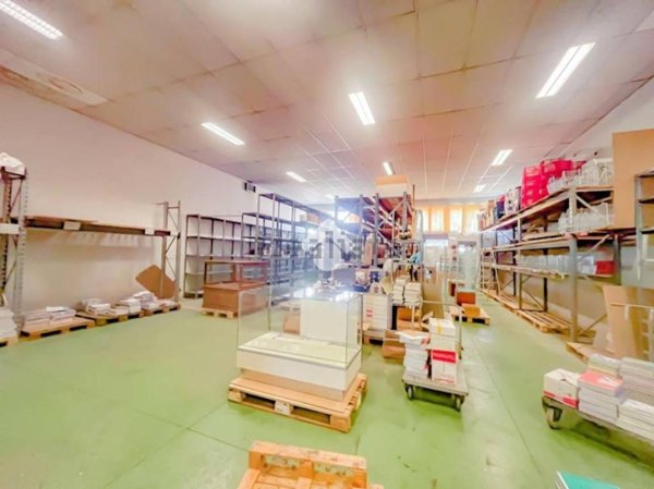negozio in vendita a Fiorano Modenese