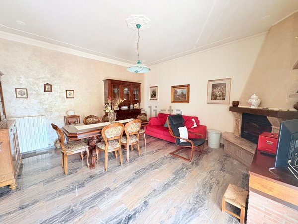 casa indipendente in vendita a Fiorano Modenese in zona Spezzano