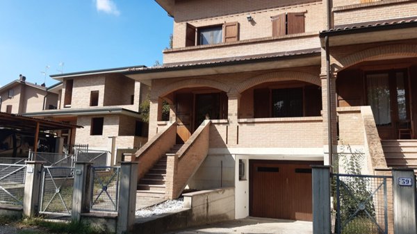 casa indipendente in vendita a Fiorano Modenese in zona Spezzano