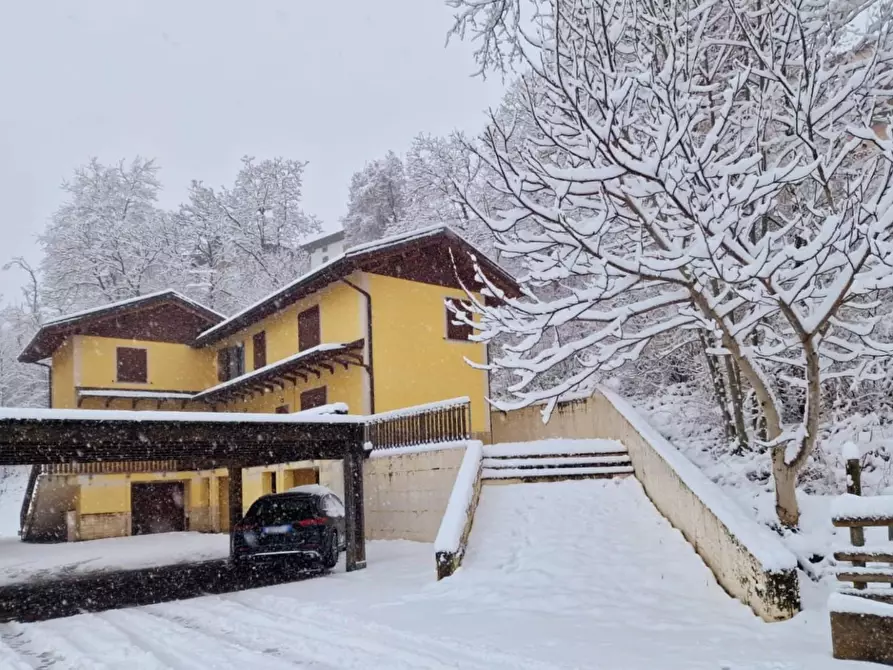 casa indipendente in vendita a Fiumalbo