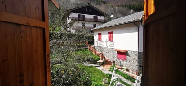 casa indipendente in vendita a Fiumalbo