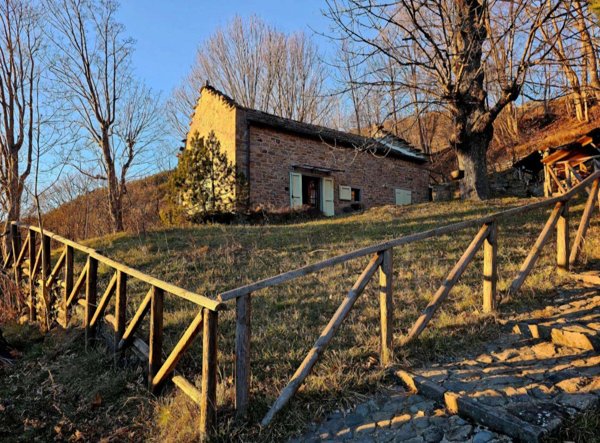 appartamento in vendita a Fiumalbo in zona Versurone
