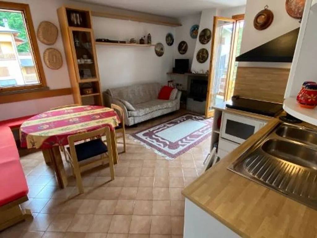 appartamento in vendita a Fiumalbo in zona Faidello