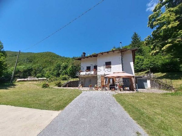 appartamento in vendita a Fiumalbo