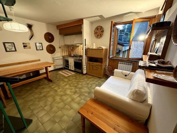 appartamento in vendita a Fiumalbo in zona Faidello