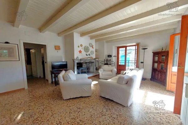 appartamento in vendita a Fiumalbo in zona Versurone