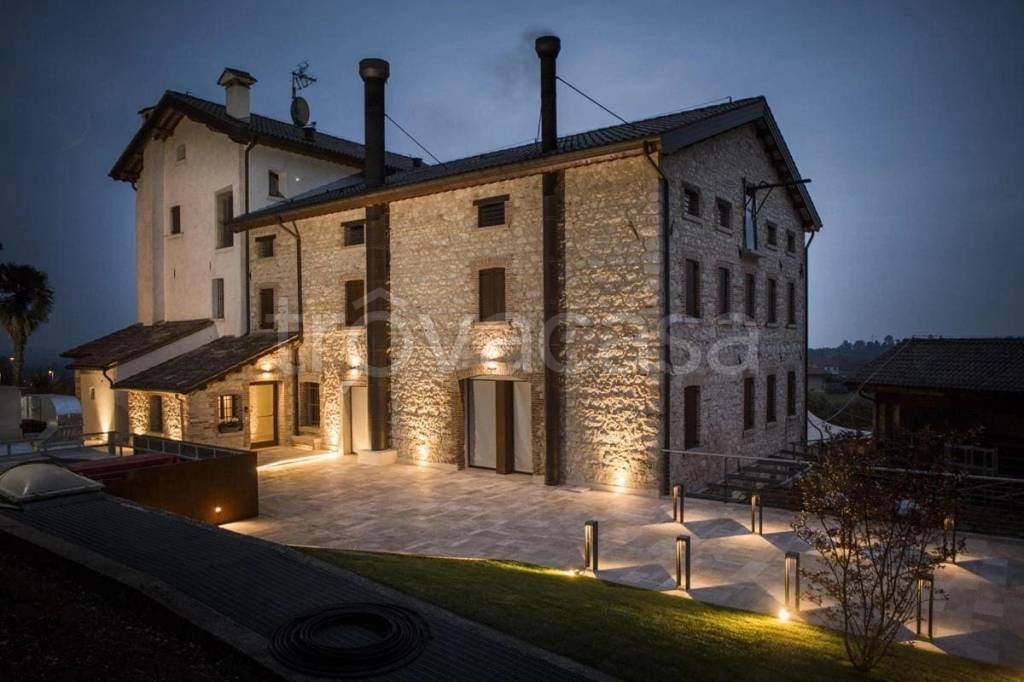 casa indipendente in vendita a Formigine in zona Casinalbo
