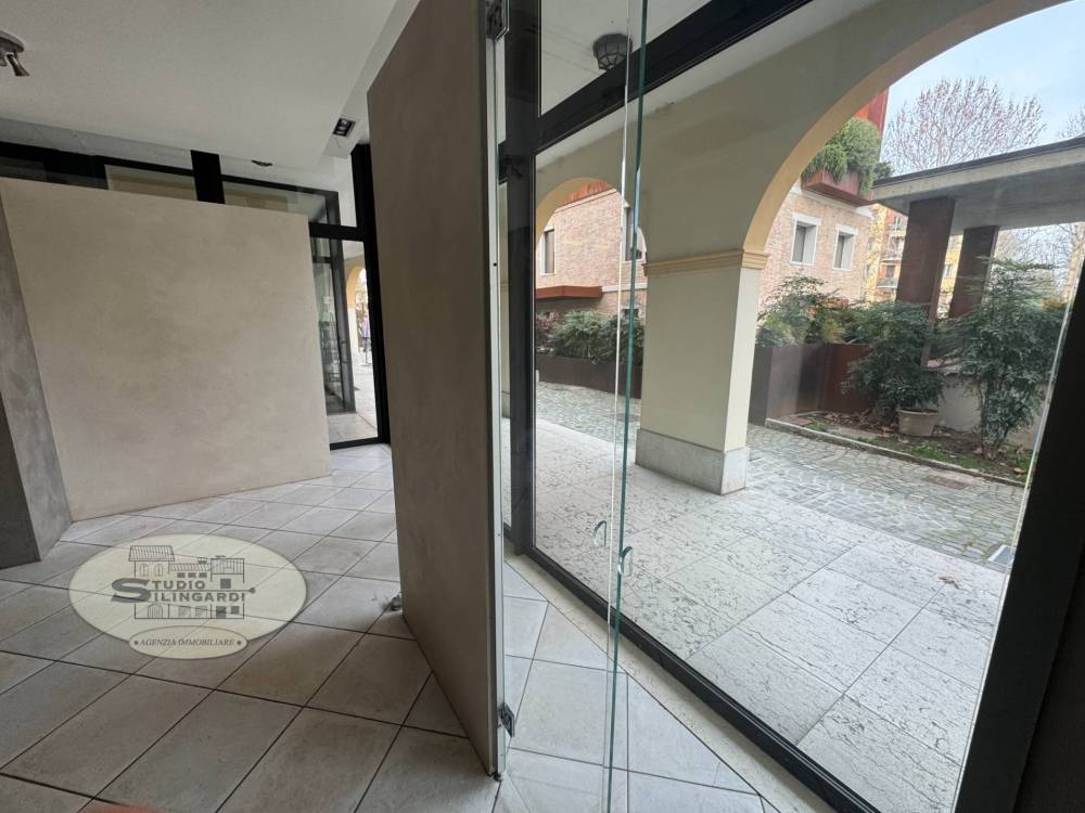 negozio in vendita a Formigine