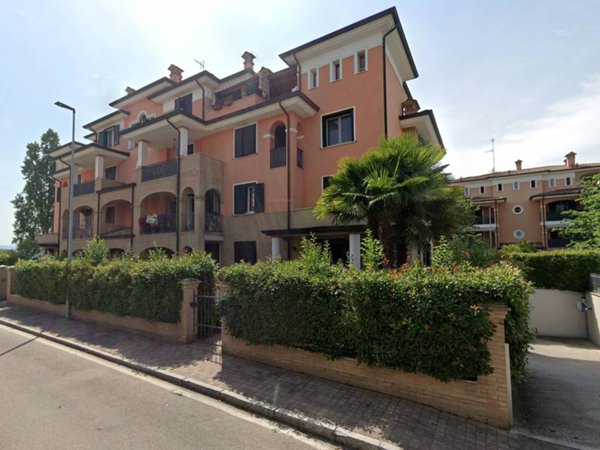 locale commerciale in vendita a Formigine