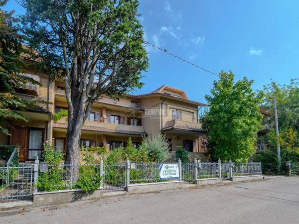 casa indipendente in vendita a Formigine in zona Casinalbo