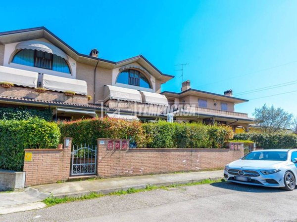 casa indipendente in vendita a Formigine in zona Colombaro