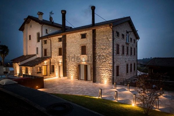casa indipendente in vendita a Formigine in zona Casinalbo