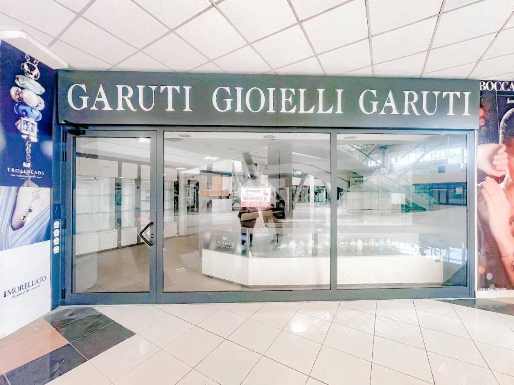 negozio in vendita a Formigine