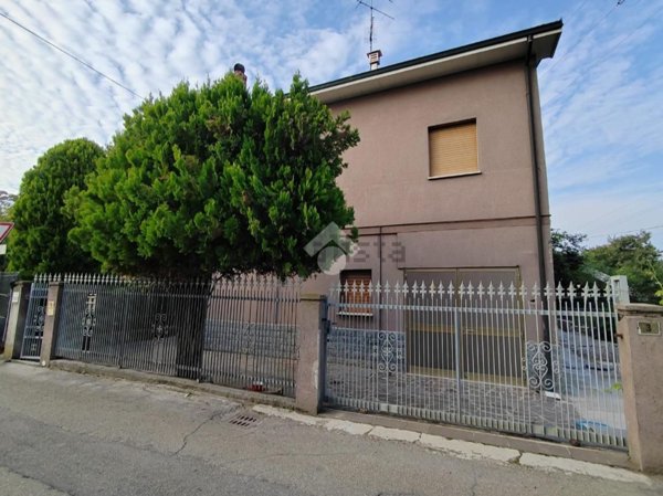 casa indipendente in vendita a Formigine in zona Magreta