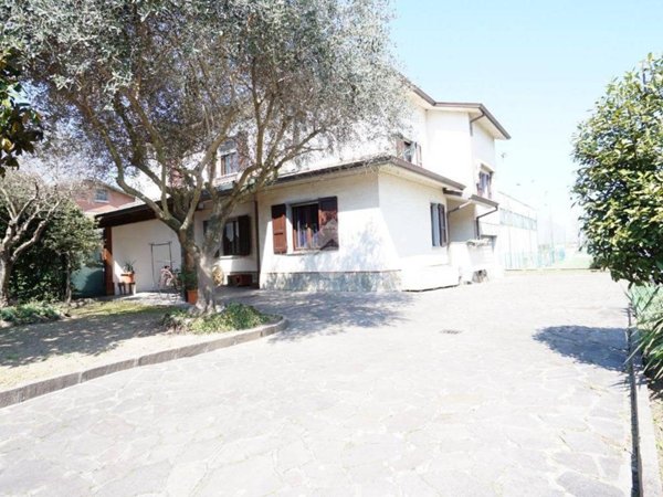 casa indipendente in vendita a Formigine in zona Colombaro