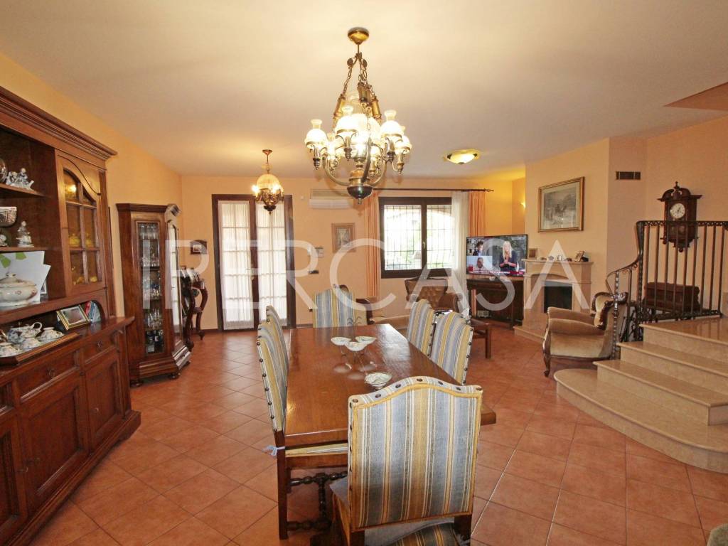 casa indipendente in vendita a Formigine