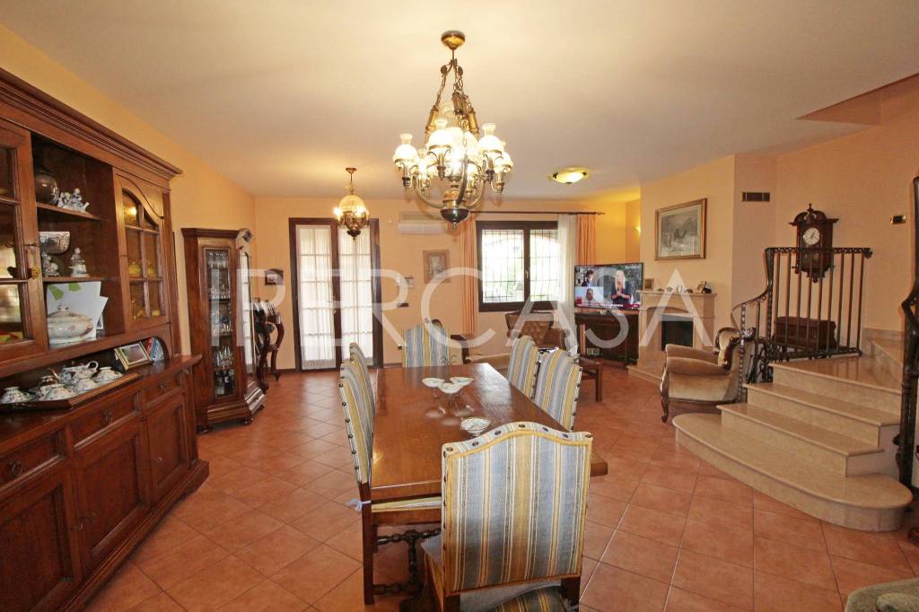 casa indipendente in vendita a Formigine